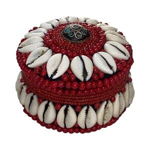 Ladakh tribe Tibet beaded cowrie shells inlaid turquoise trinket box with lid